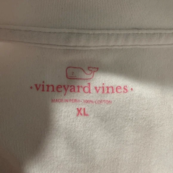 Vineyard Vines Women's white cotton pullover sweatshirt
Size XL - Picture 7 of 7